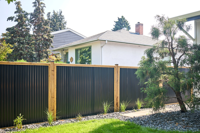 Aluminum Privacy Fencing Security and Aesthetics for Urban Homes