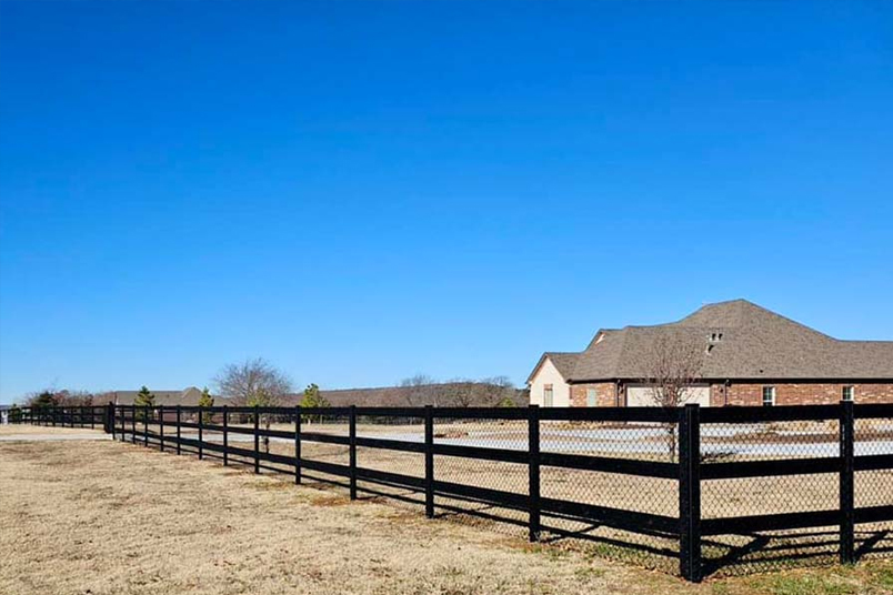 Cost-Effective Custom Fencing for Large-Scale Developments