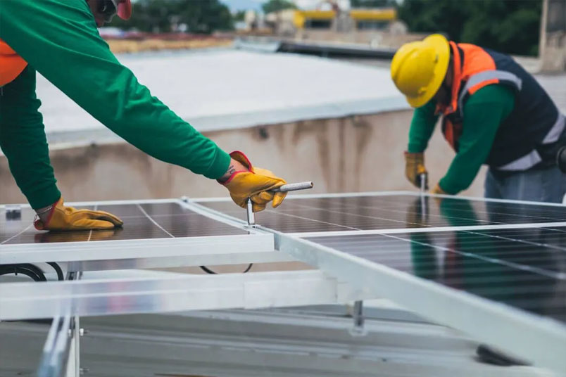 Aluminum Extrusions in Solar Panel Mounting Systems