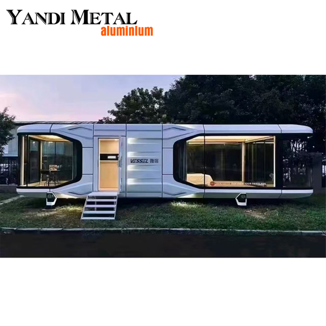 Custom luxury mobile home Prefabricated homes for easy installation of space capsule houses outdoors